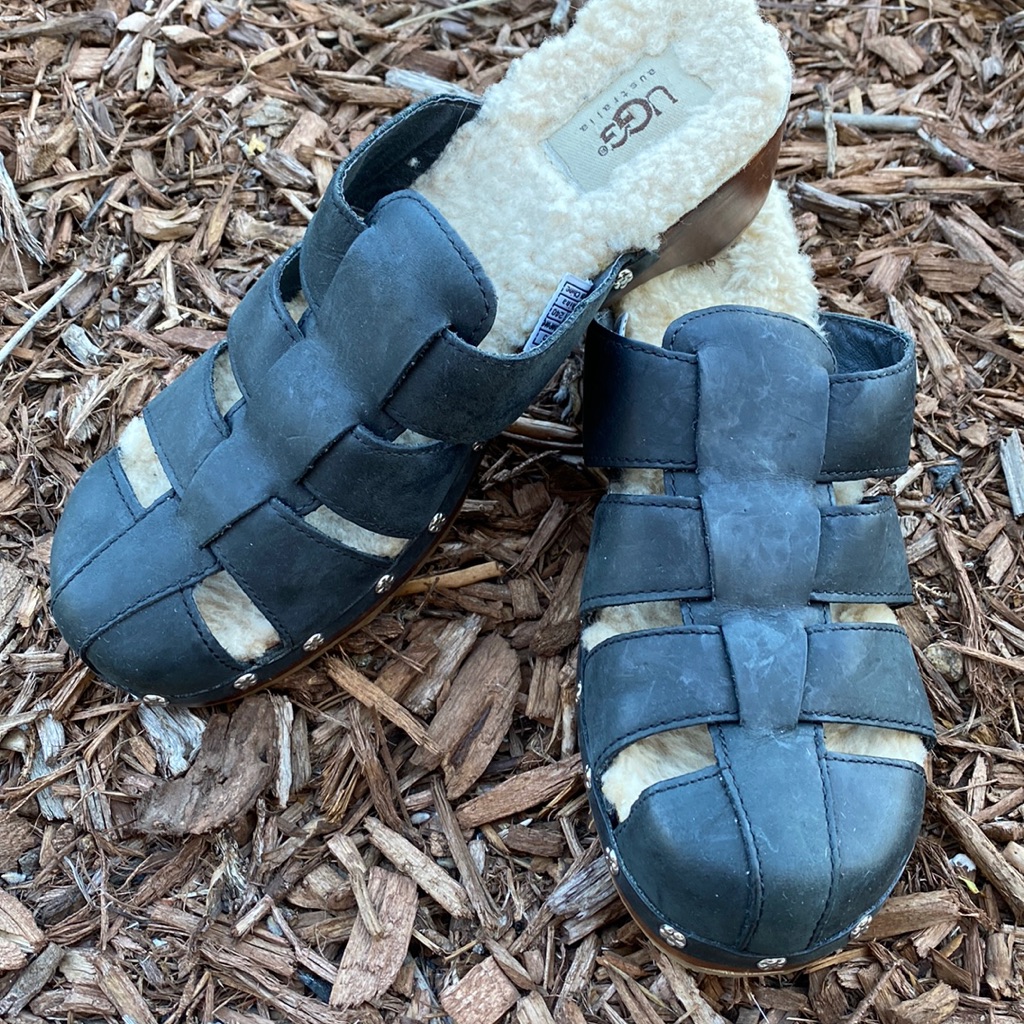 Ugg Clogs 7